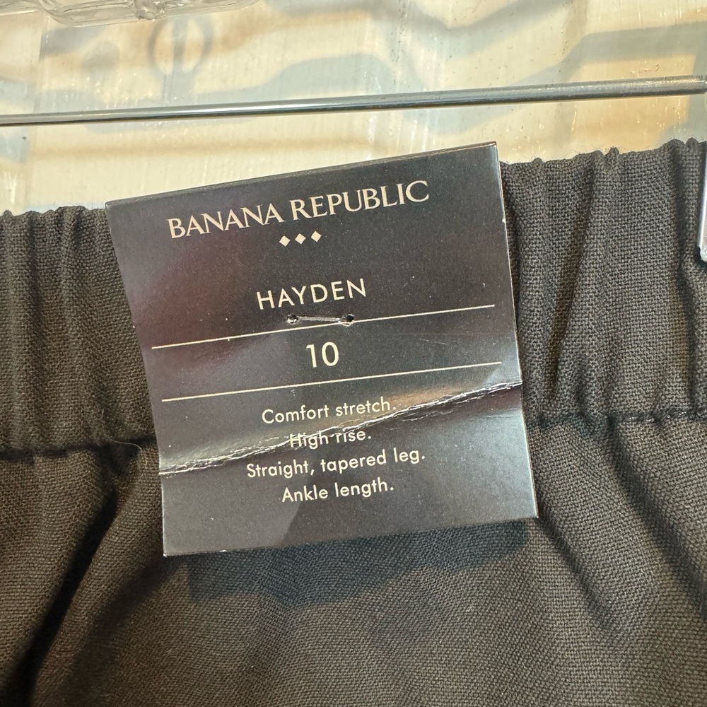 Banana Republic Hayden women’s dress pants. Size 10. NWT